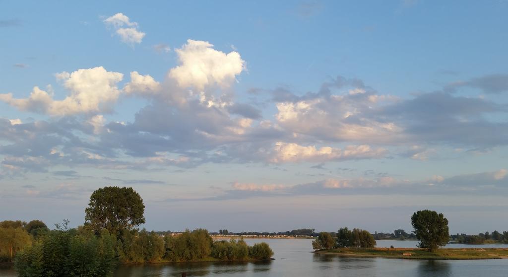 'T Oude Veerhuis Heerewaarden ภายนอก รูปภาพ
